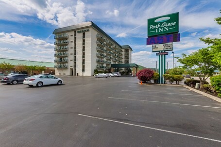 Park Grove Inn - Image 17
