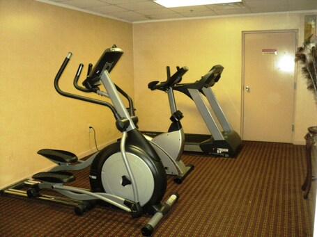 Park Grove Inn - Image 39