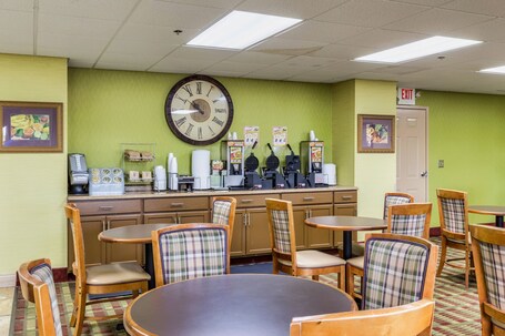 Park Grove Inn - Image 24