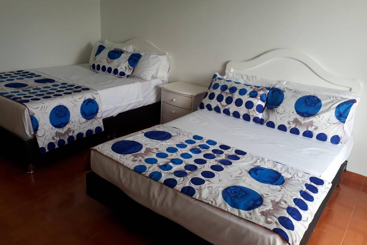 Minibar, coffres-forts dans les chambres, Wi-Fi gratuit