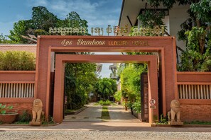 Entrée de l’hébergement