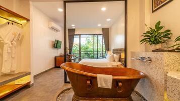 Mini Suite Room - Free Airport Transfer & 1 Meal | Vista desde la habitación