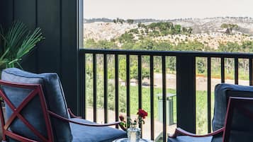 The LPP Suite | 1 ๊ฐ์ ์นจ์ค, ์ด์งํธ์ฐ ๋ฉด ์ํธ, ๊ณ ๊ธ ์นจ๊ตฌ, ์ค๋ฆฌ/๊ฑฐ์ํธ ์ด๋ถ