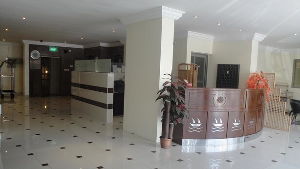 Pintu masuk interior