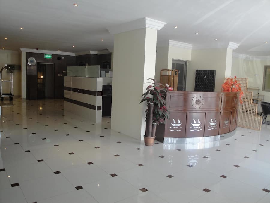 Pintu masuk interior