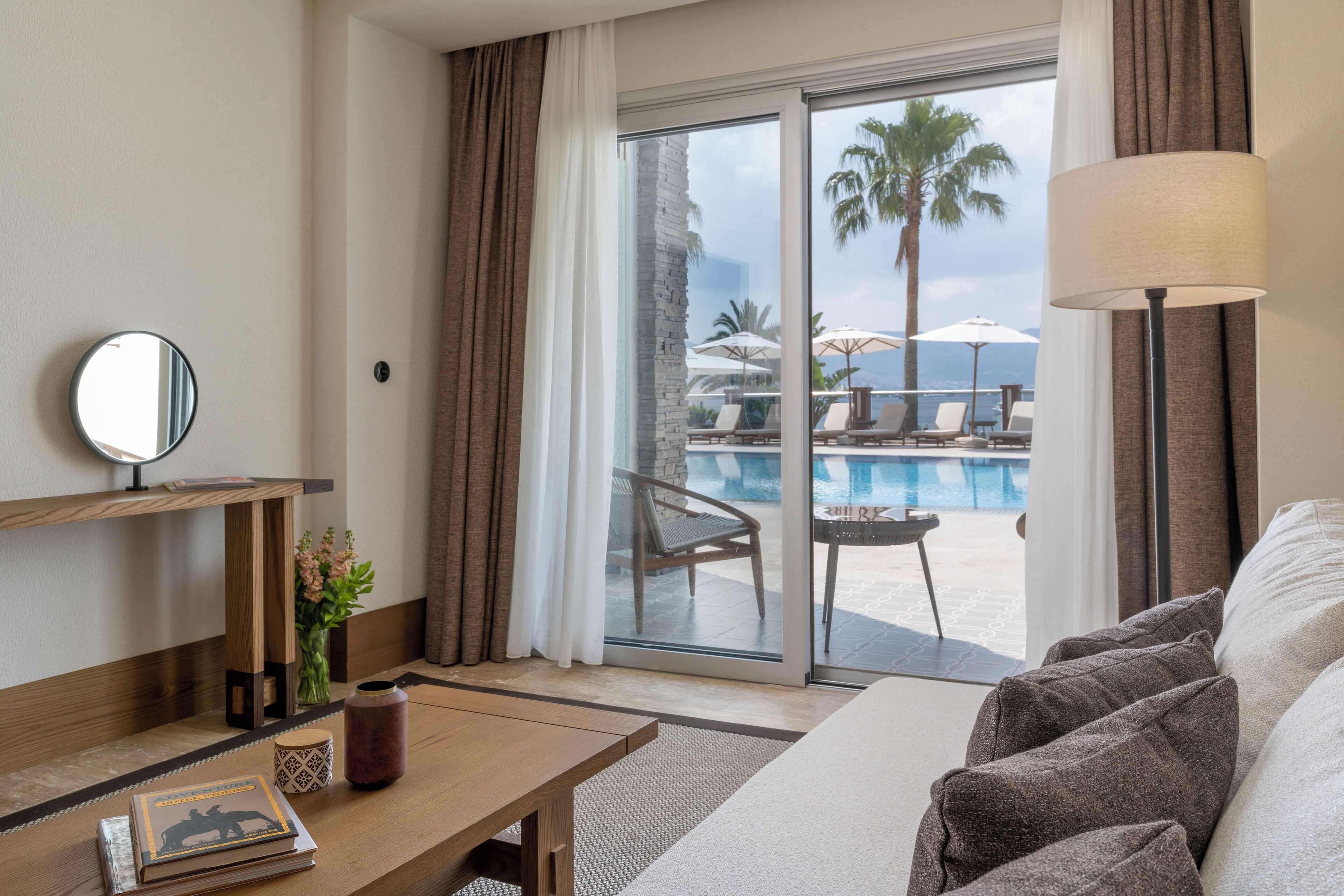 poolside suite | view from room