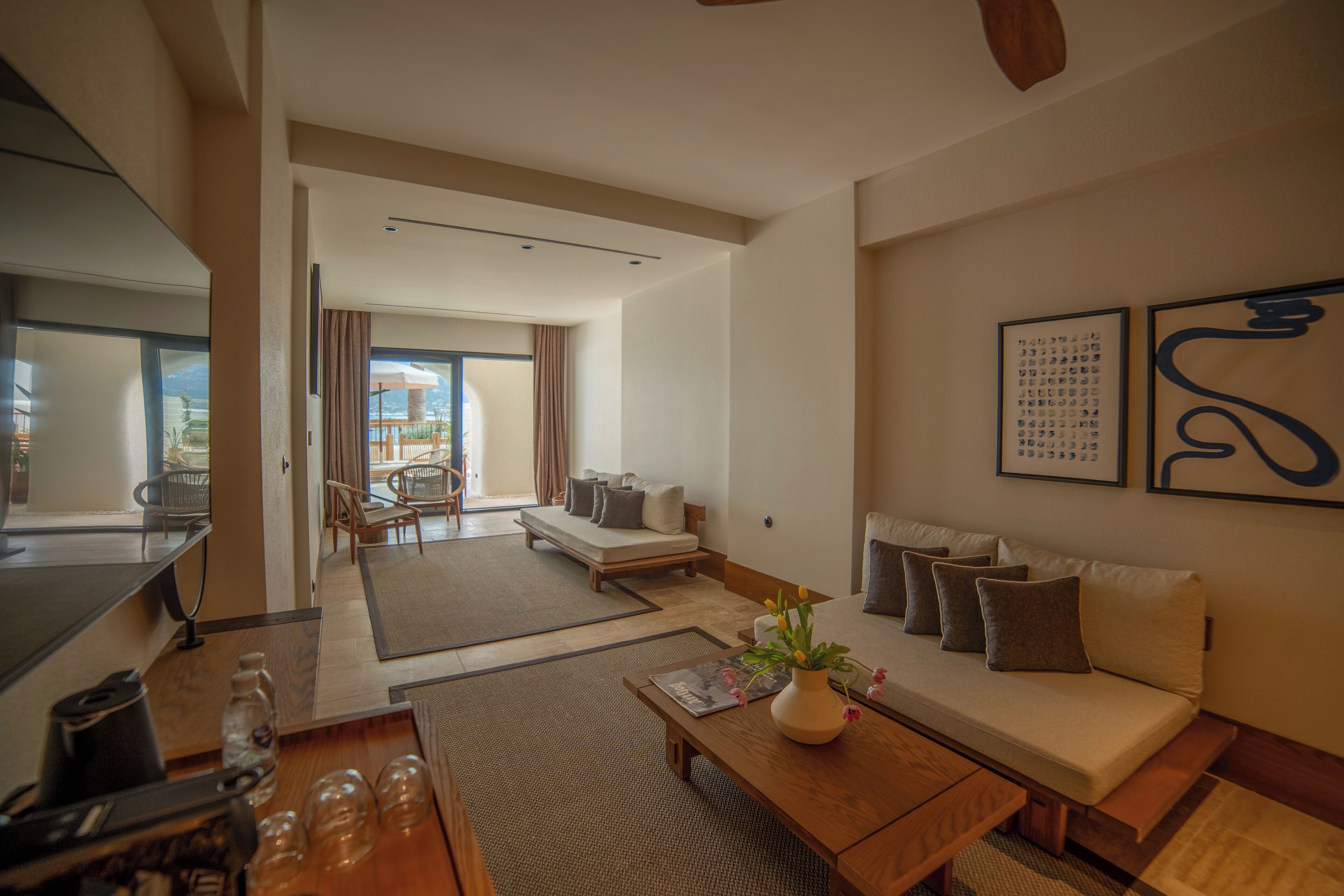 grand suite | 1 bedroom, premium bedding, minibar, in-room safe