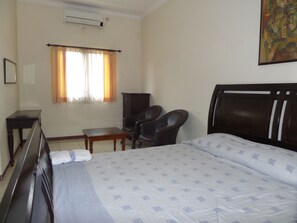 Suite | Desk, free WiFi - Hotel Armi (Malang)