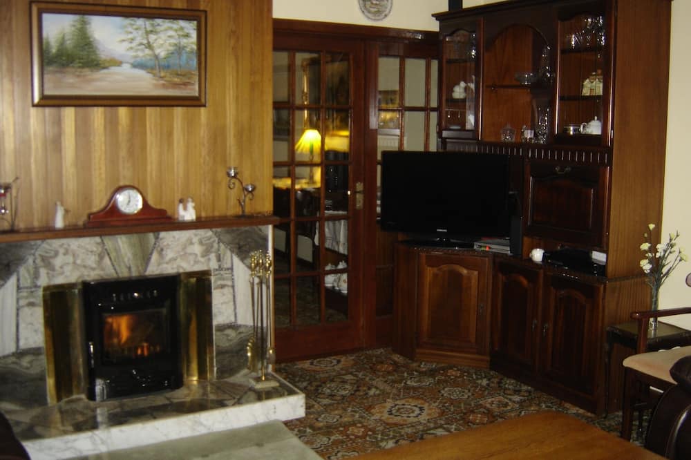 Springlawn Bed and Breakfast