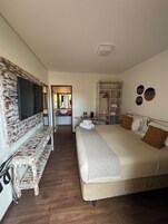 Deluxe Double or Twin Room, Non Smoking | Minibar, blackout drapes, iron/ironing board, bed sheets