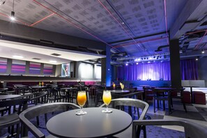 夜店