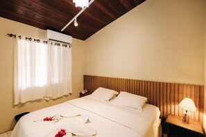 標準雙人或雙床房 | 迷你吧、獨特裝潢、書桌、隔音