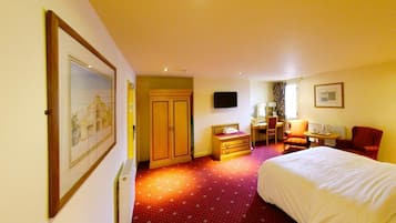 1 bedroom, iron/ironing board, bed sheets