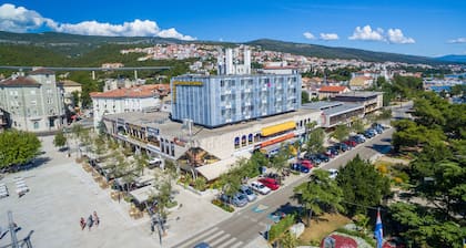 Hotel International