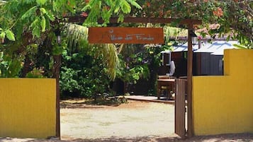 Entrada de la propiedad