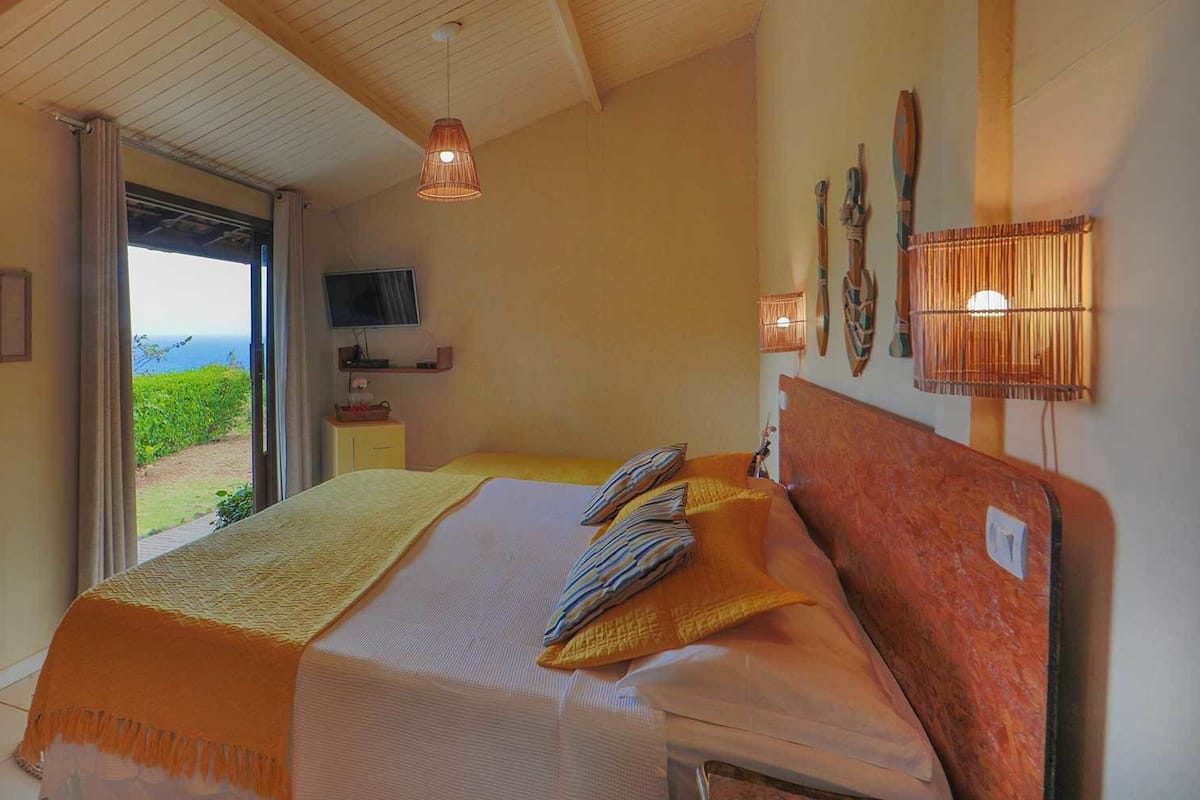 Camera Basic con letto matrimoniale o 2 letti singoli, vista oceano | 1 camera, minibar, una cassaforte in camera, tende oscuranti
