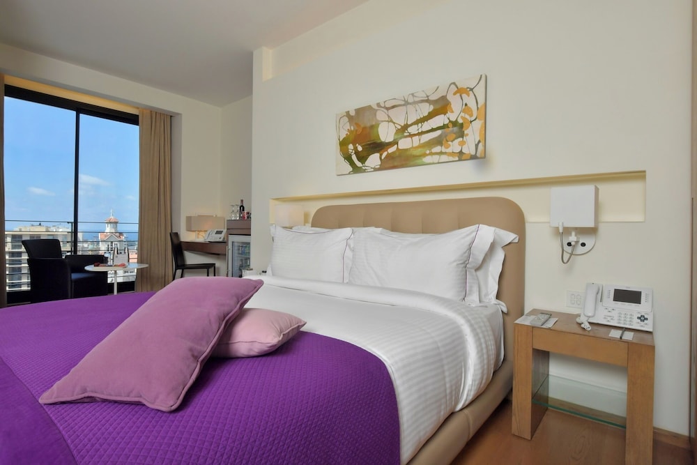 O MONOT Luxury Boutique Hotel by null