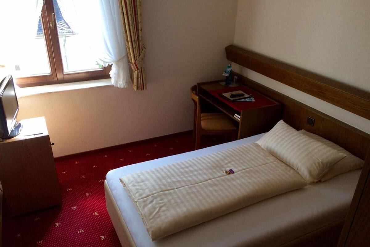 Comfort Single Room