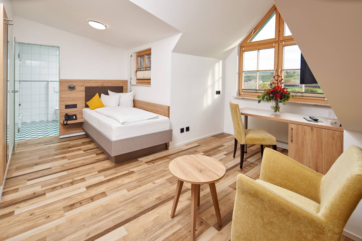 single room | living area | tv