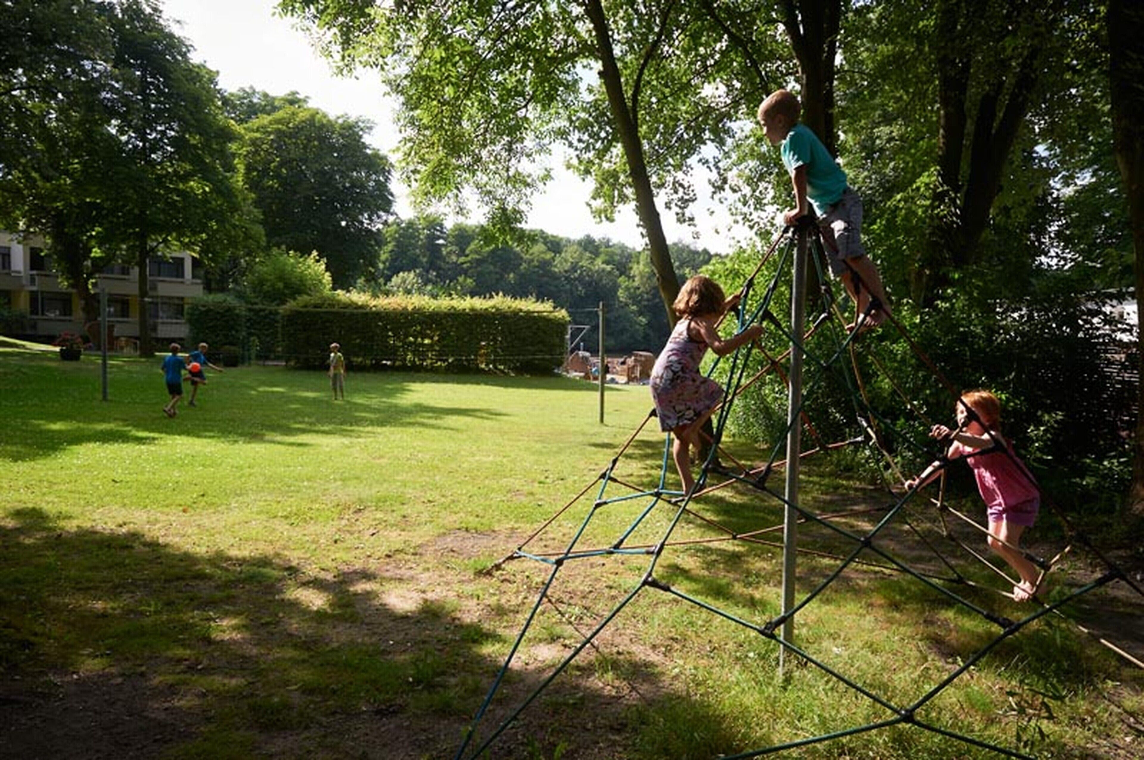 children’s play area – outdoor