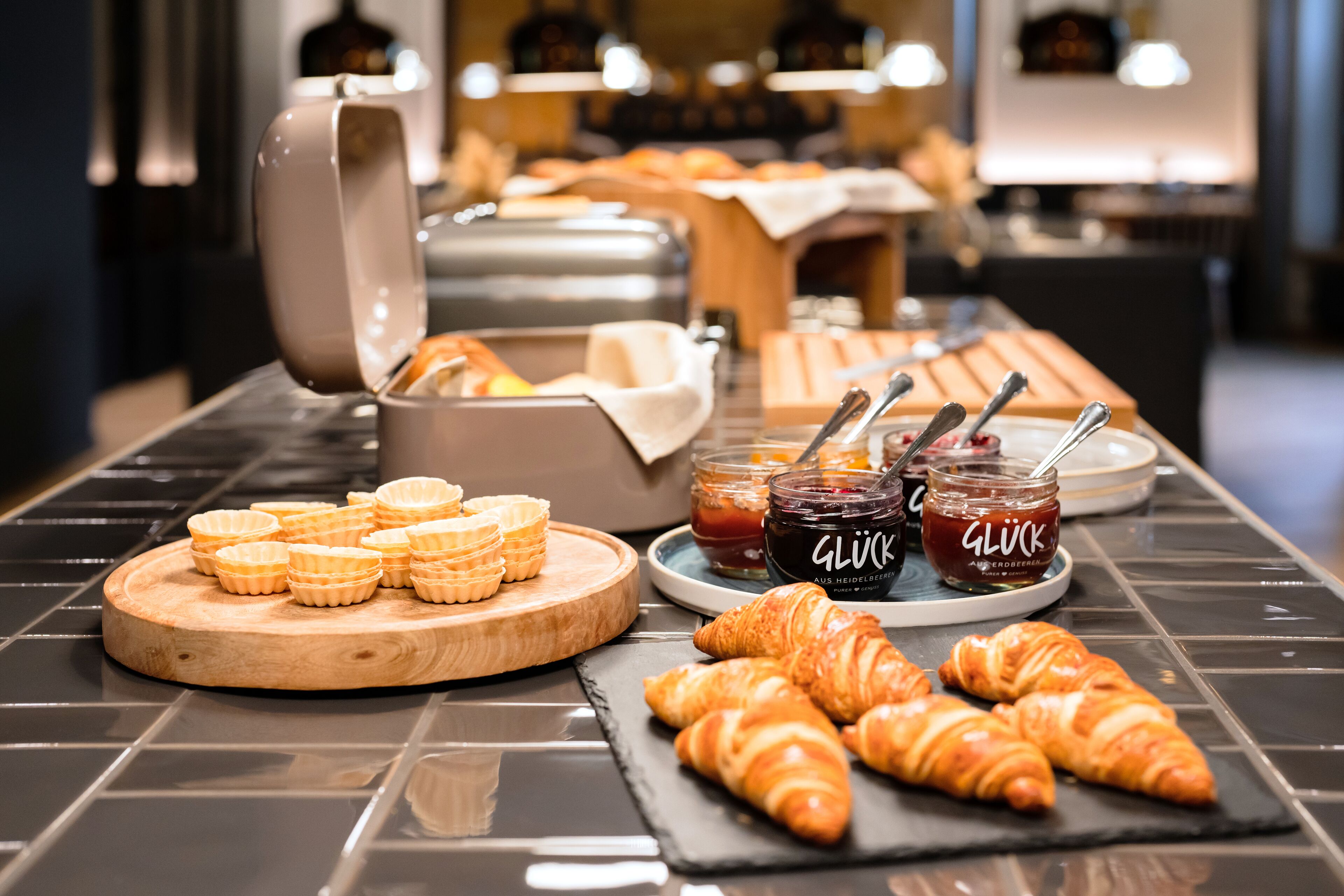 daily buffet breakfast (eur 10 per person)