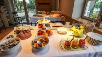 Desayuno buffet incluido todos los días