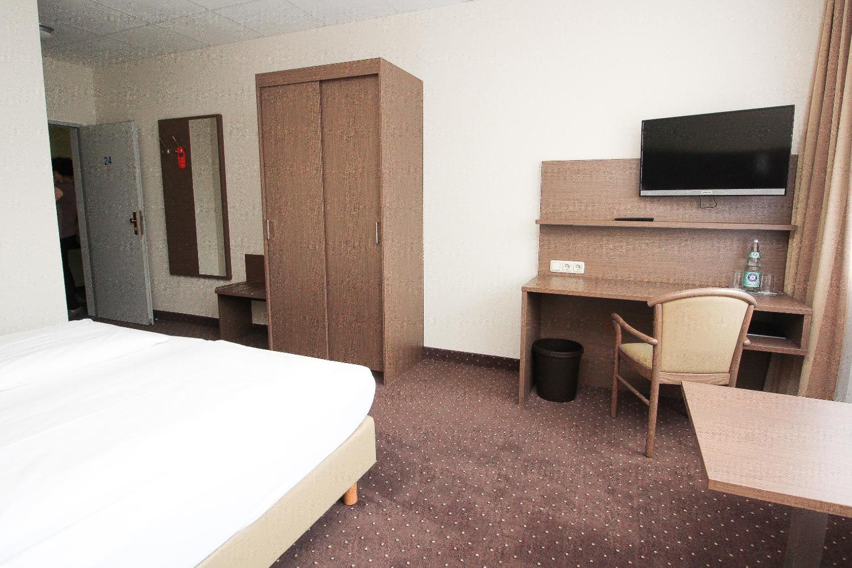 in-room safe, desk, iron/ironing board, rollaway beds