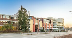 Front of property - PLAZA Hotel Föhr am Bodensee (Friedrichshafen)