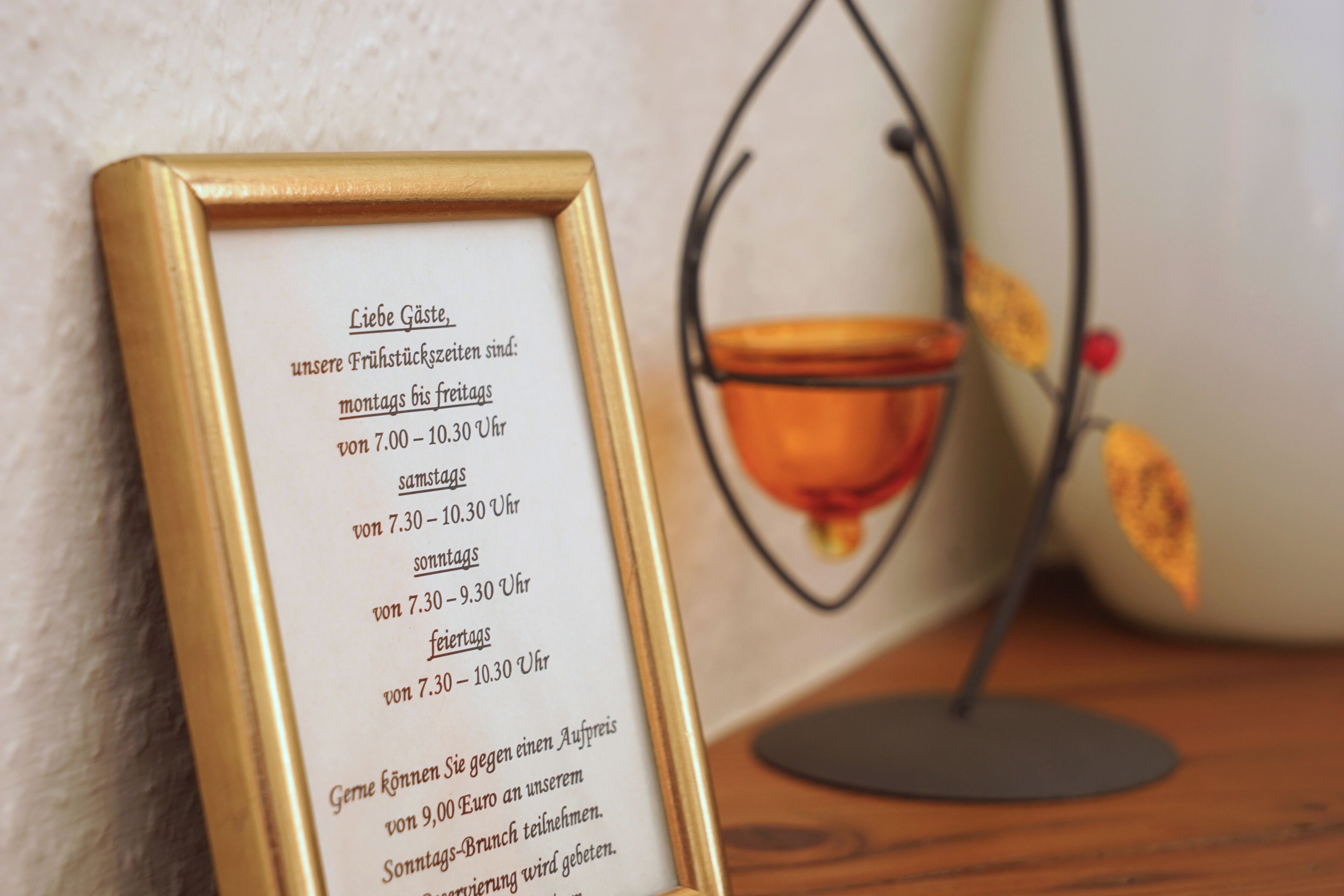 standard triple room, private bathroom | food and drink