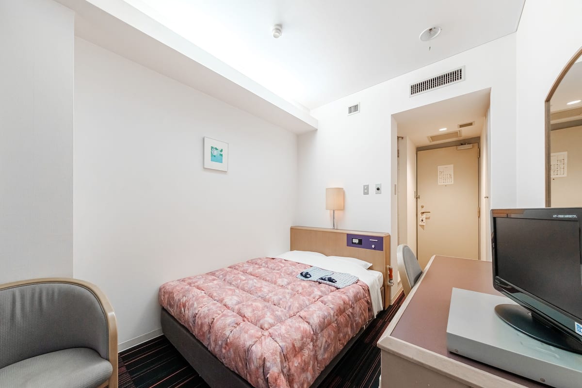 Habitación doble, para no fumadores (Semi) | Wifi gratis y ropa de cama