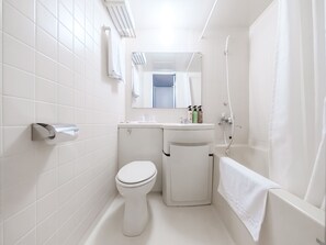 Japanese Room up to 3 guests, Smoking | Bathroom | Free toiletries, hair dryer, slippers, towels - Hotel Tetora Spirit Sapporo (Sapporo)