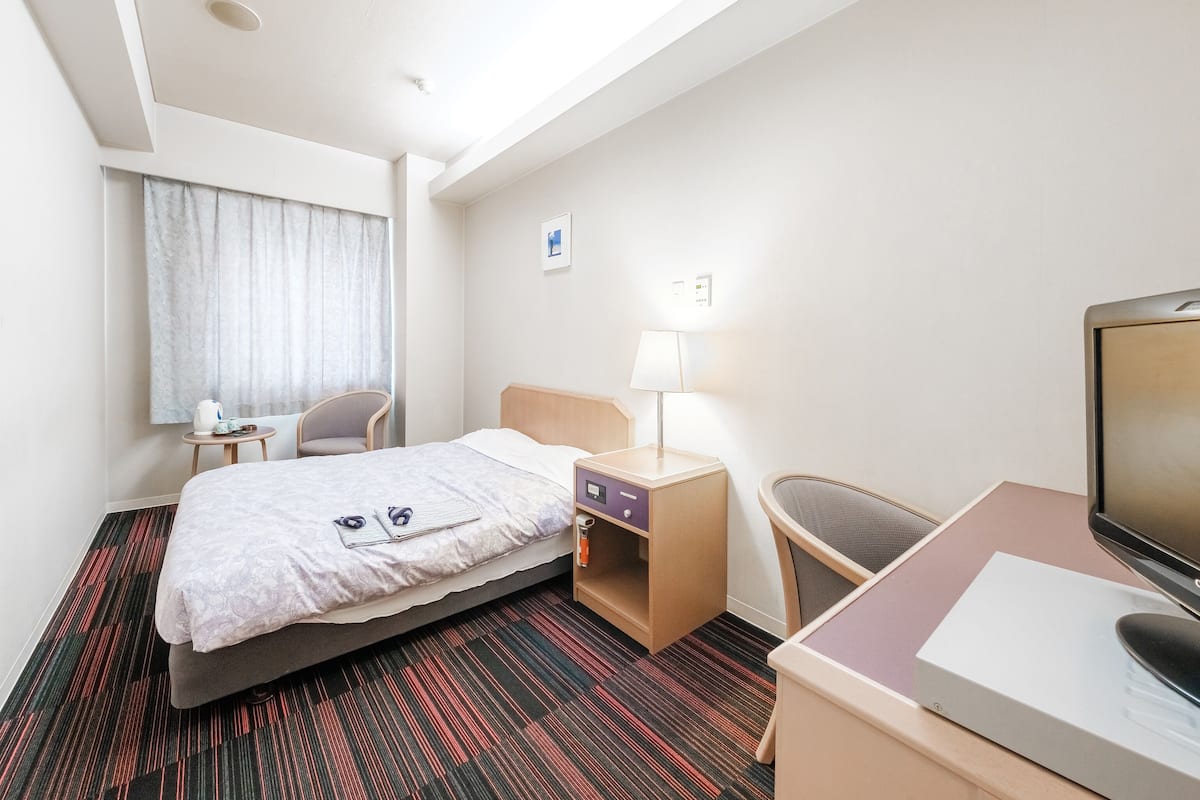 Habitación doble, para fumadores | Wifi gratis y ropa de cama