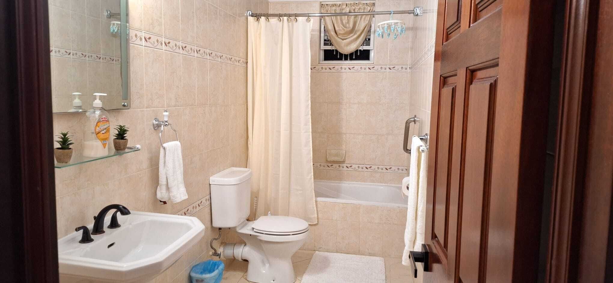 three bedroom ocean view villa | bathroom | combined shower/bathtub, deep-soaking bathtub, hydromassage showerhead