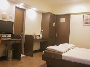 Room - Karl Residency (Mumbai)