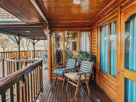 Standard Double Room | Garden view