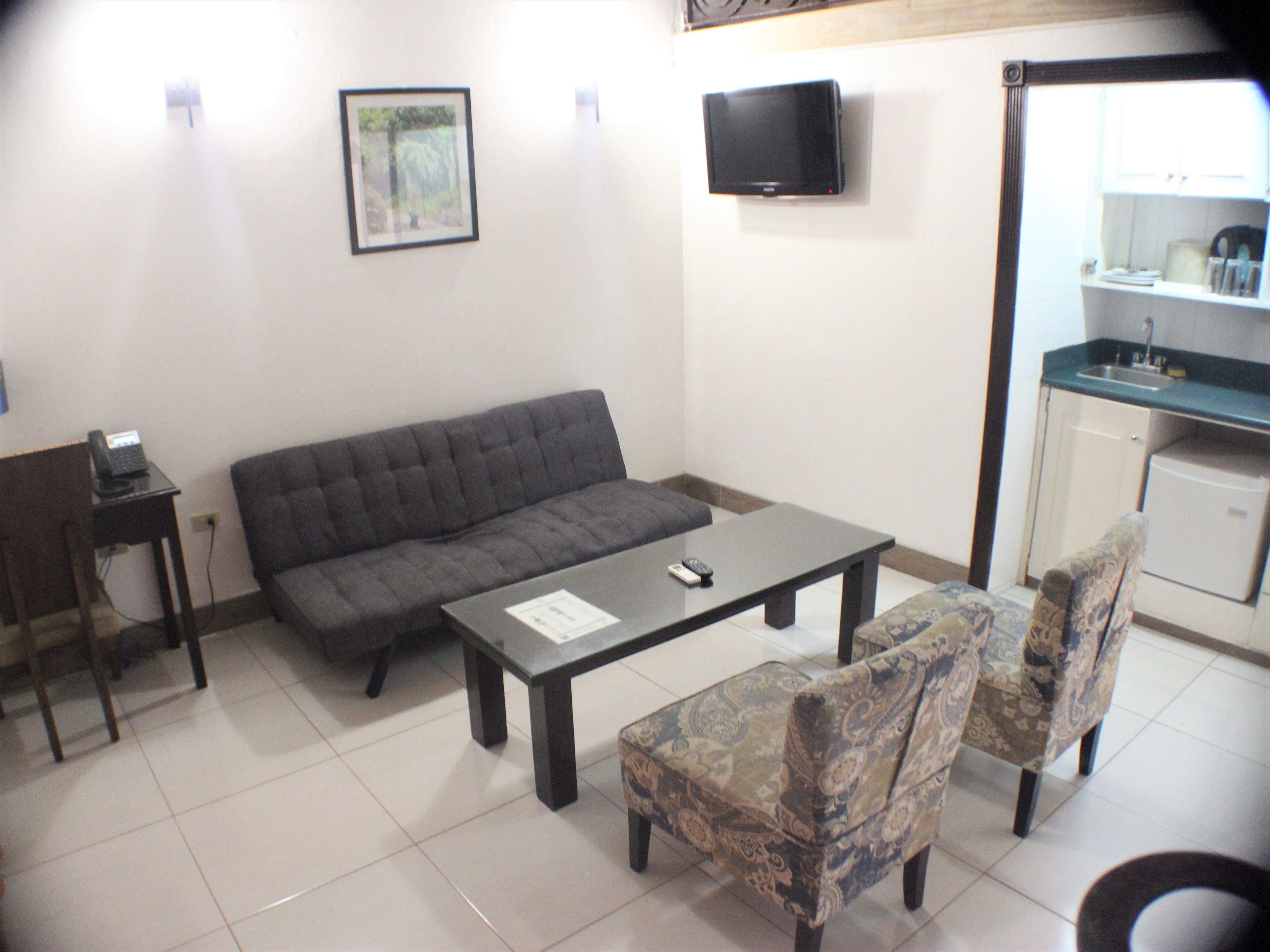 Photo - Altamont Court Hotel