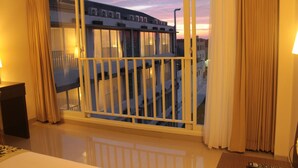 미분류 이미지, 4/44장, 버튼