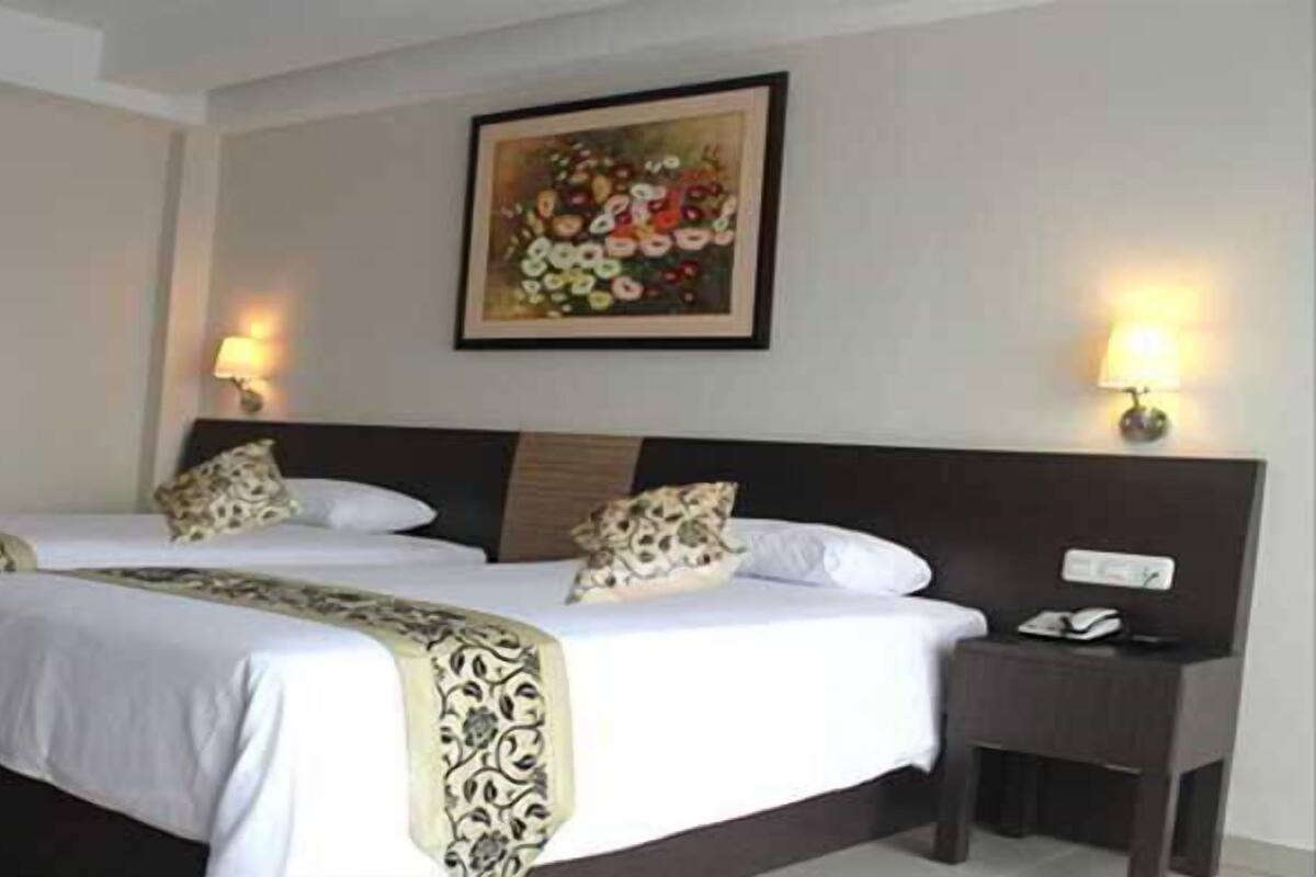 In-room safe, iron/ironing board (on request), rollaway beds (surcharge)