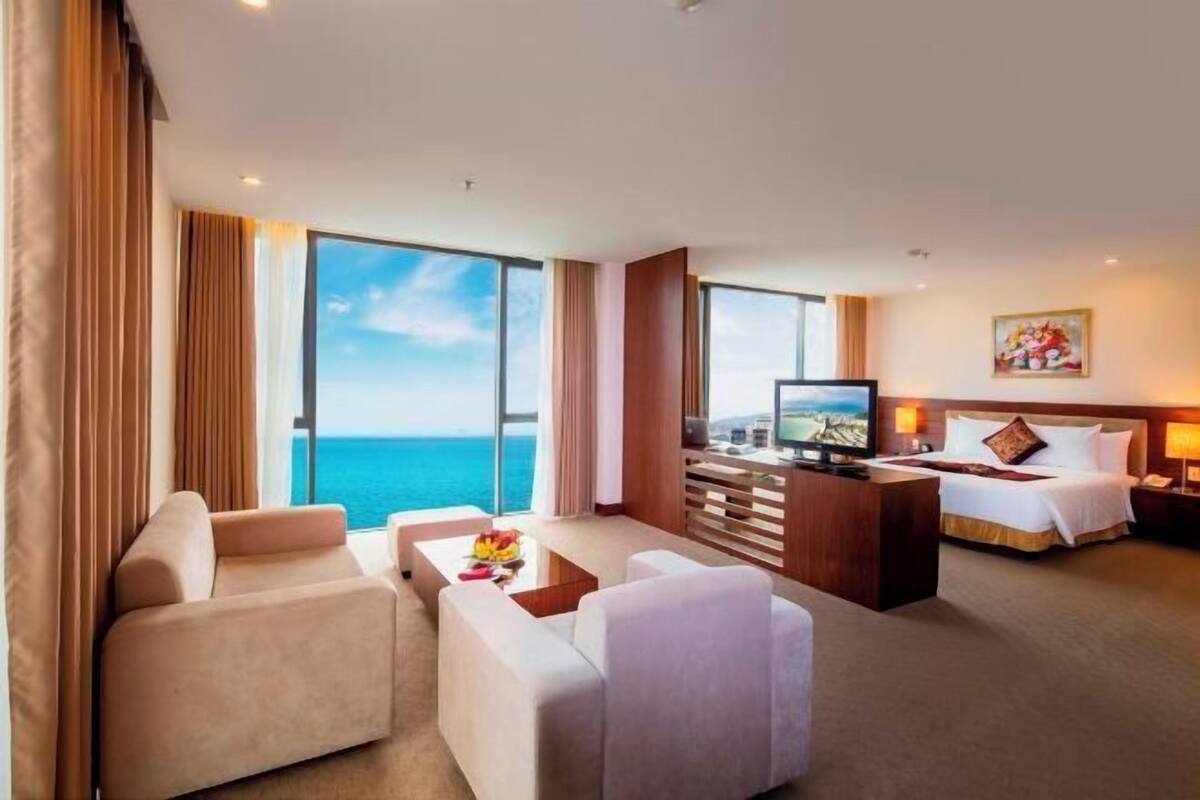 Living area | LCD TV