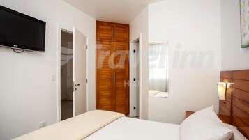 Minibar, caja de seguridad en la habitación y wifi gratis 