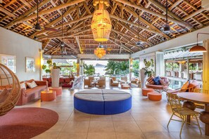 Sala de estar en el lobby