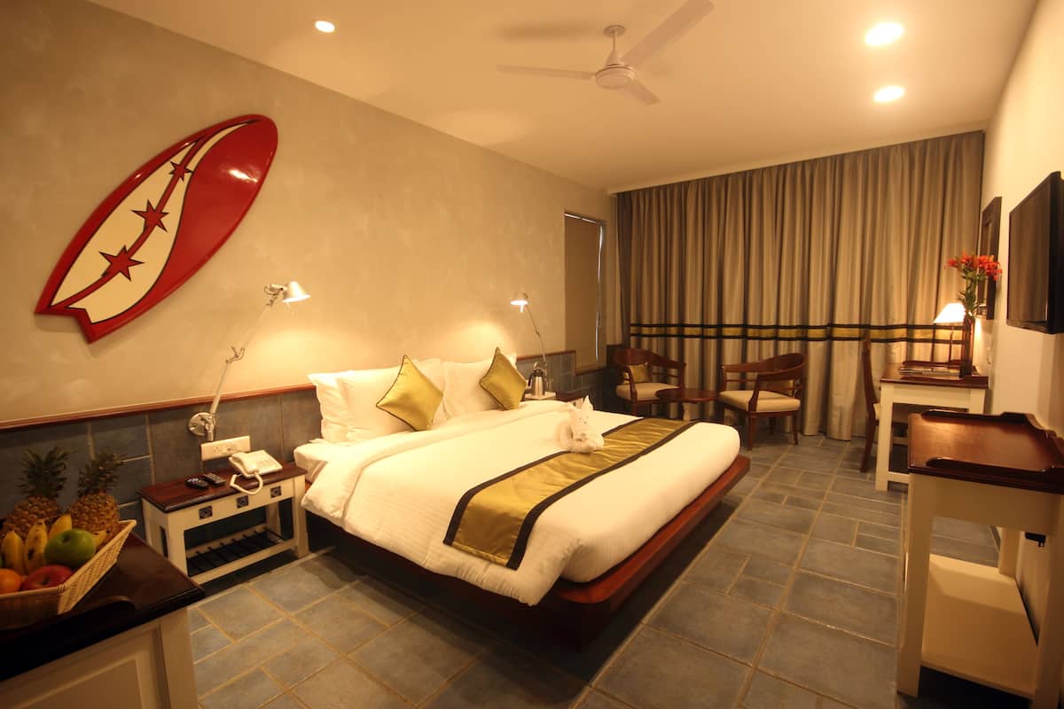 winter green premium room | minibar, in-room safe, individually furnished, desk