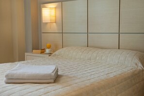 Standard Double Room, Pool View