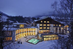 Façade de l’hébergement - soirée/nuit