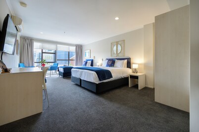 U Residence Hotel, Signature Collection by BW