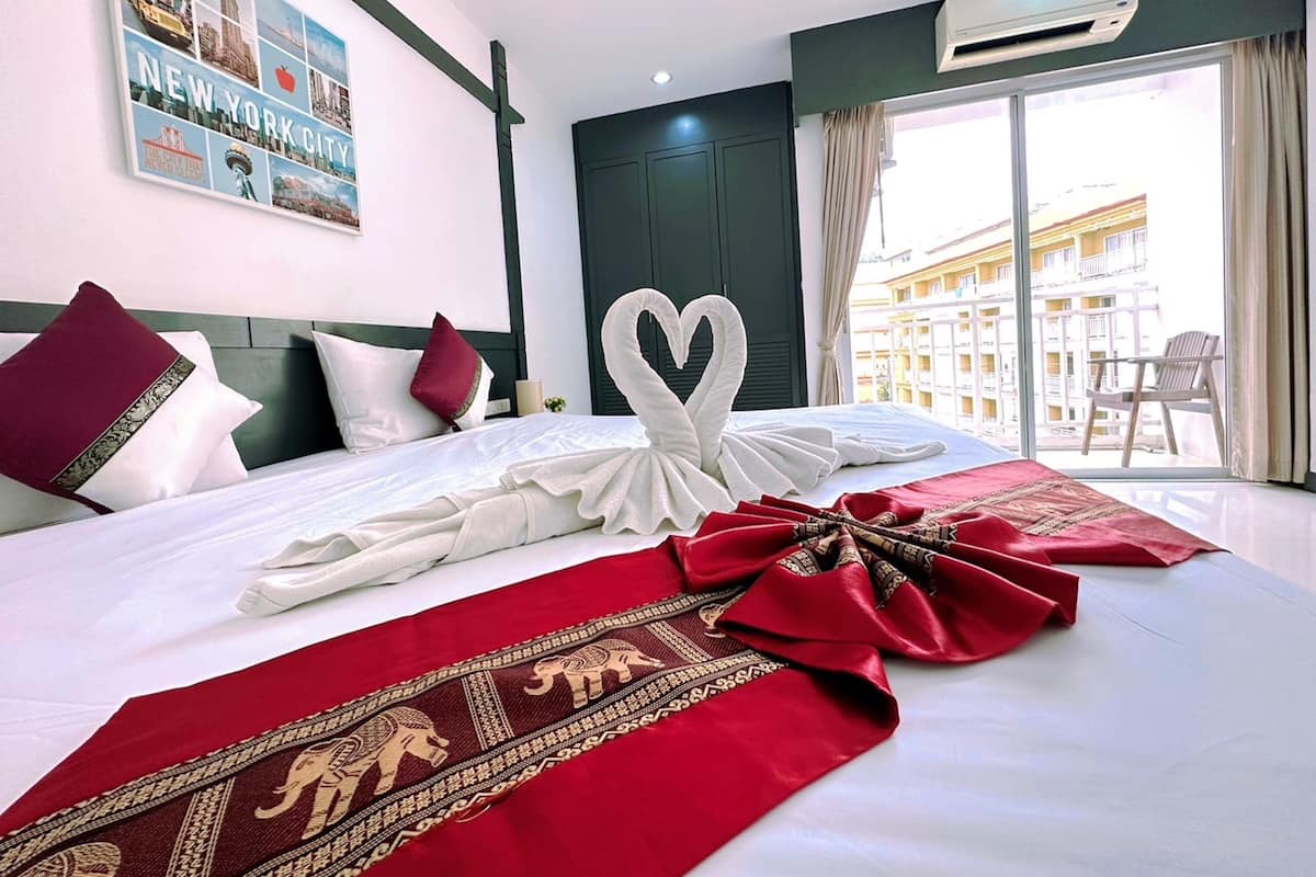 Deluxe Double or Twin Room, Balcony | Balcony