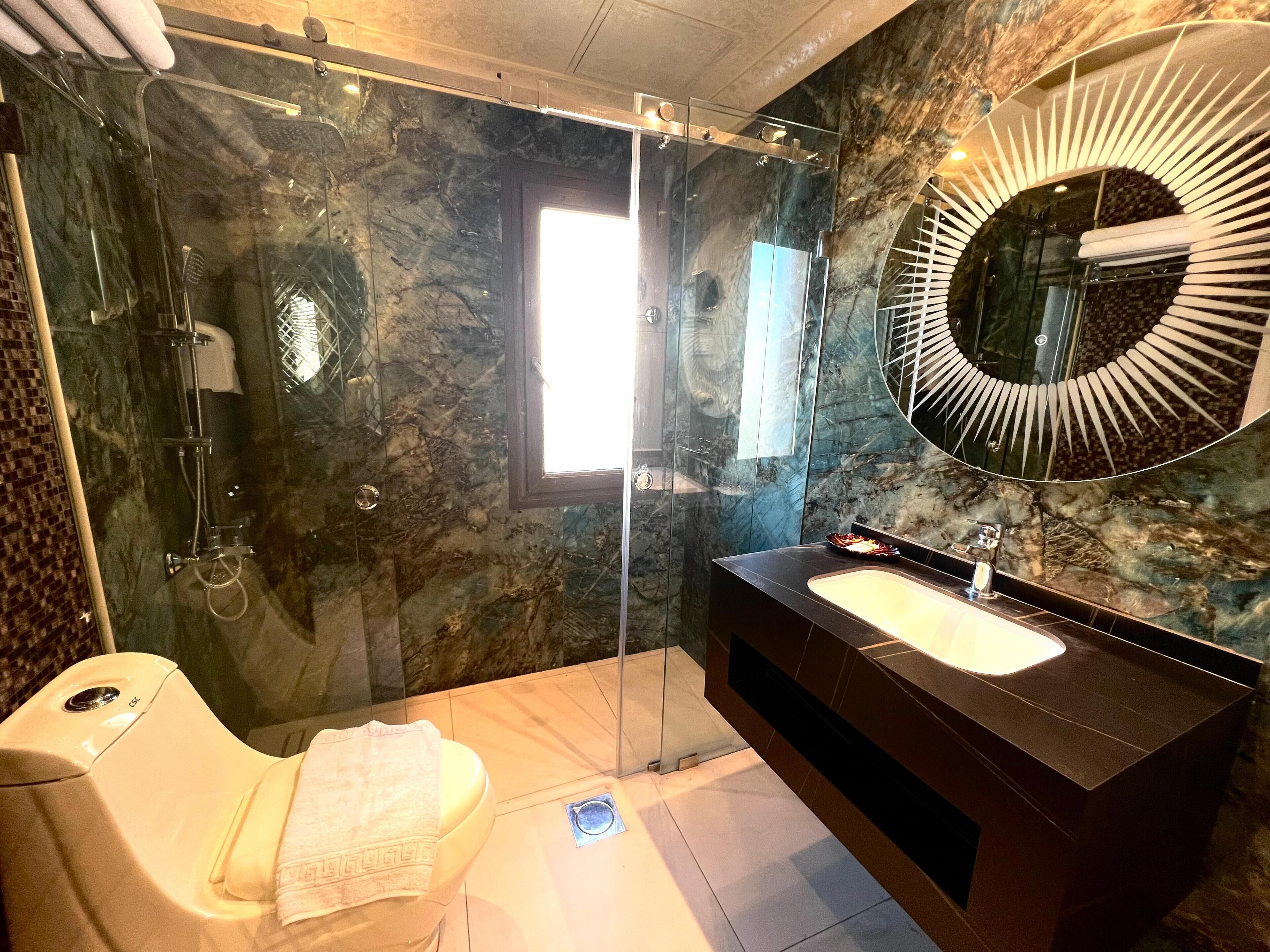 deluxe double room, 1 bedroom | 1 bedroom, egyptian cotton sheets, premium bedding, pillow-top beds