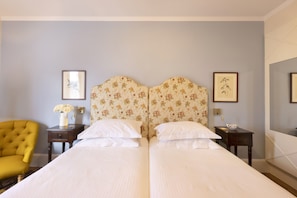 Family Apartment, 2 Bedrooms | In-room safe, desk, soundproofing, free WiFi - Kouneni Apartments (Mykonos)