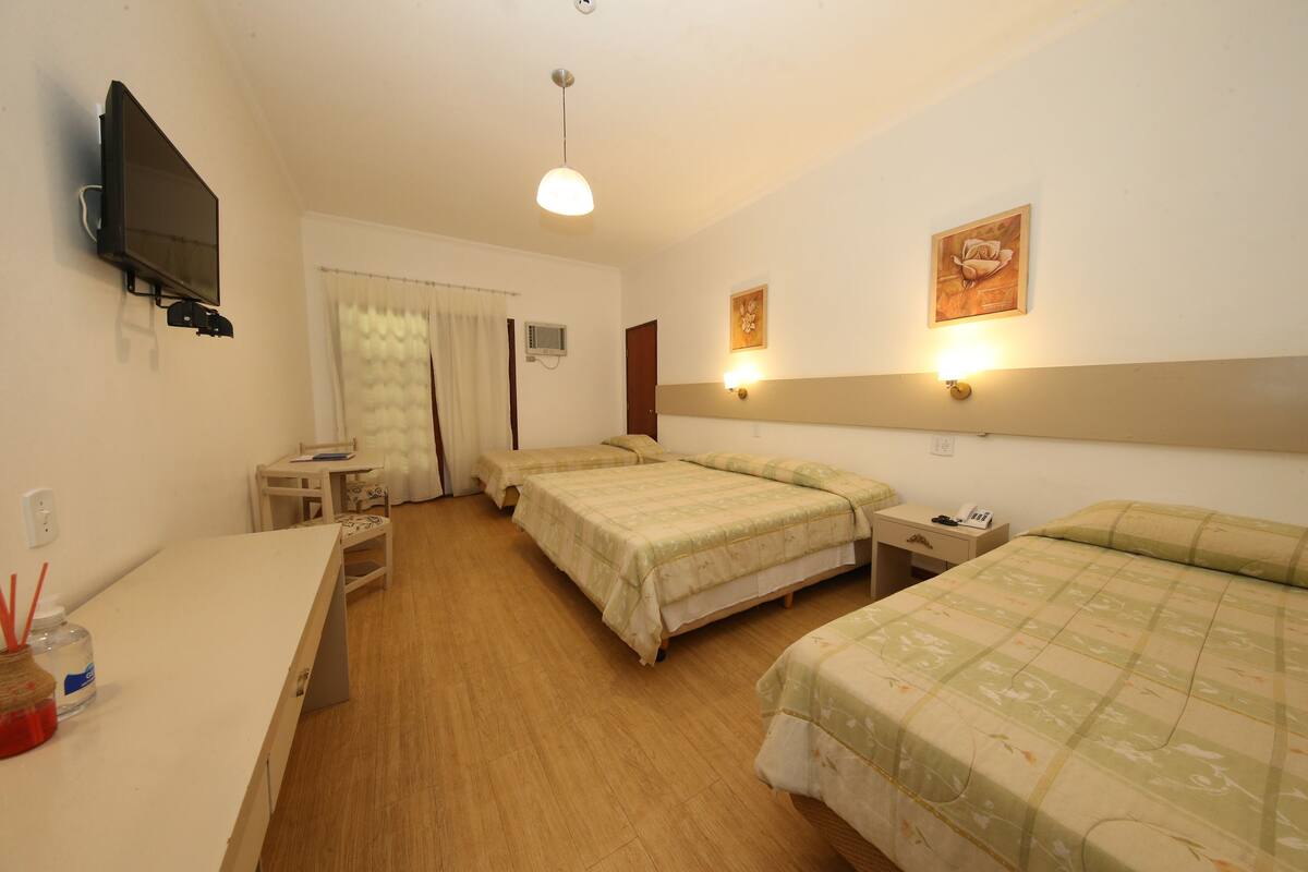 Triple Room | Minibar, in-room safe, soundproofing, free WiFi