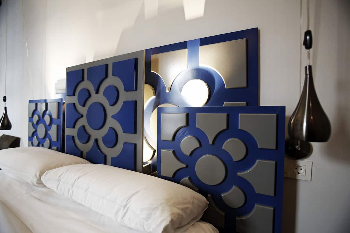 Chambre Double Deluxe, 1 grand lit | Décoration personnalisée, ameublement personnalisé, rideaux occultants